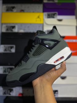 Jordan 4 undefeated 