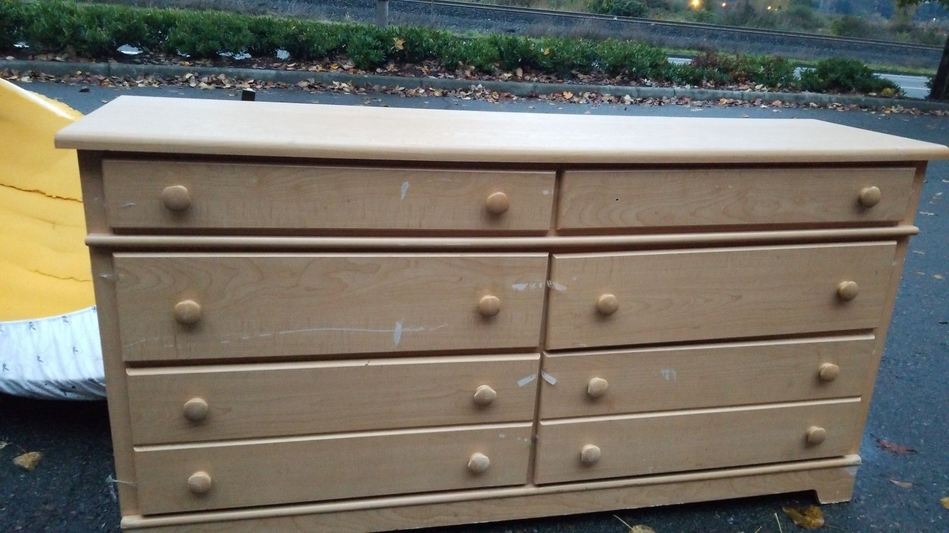 Free Dresser