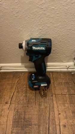 Makita 40V Max XGT 1/4” Hex Impacted Driver TOOL ONLY