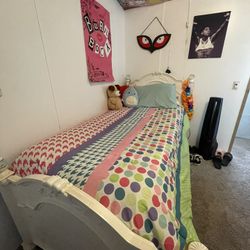 Twin Bed with frame and headboard 