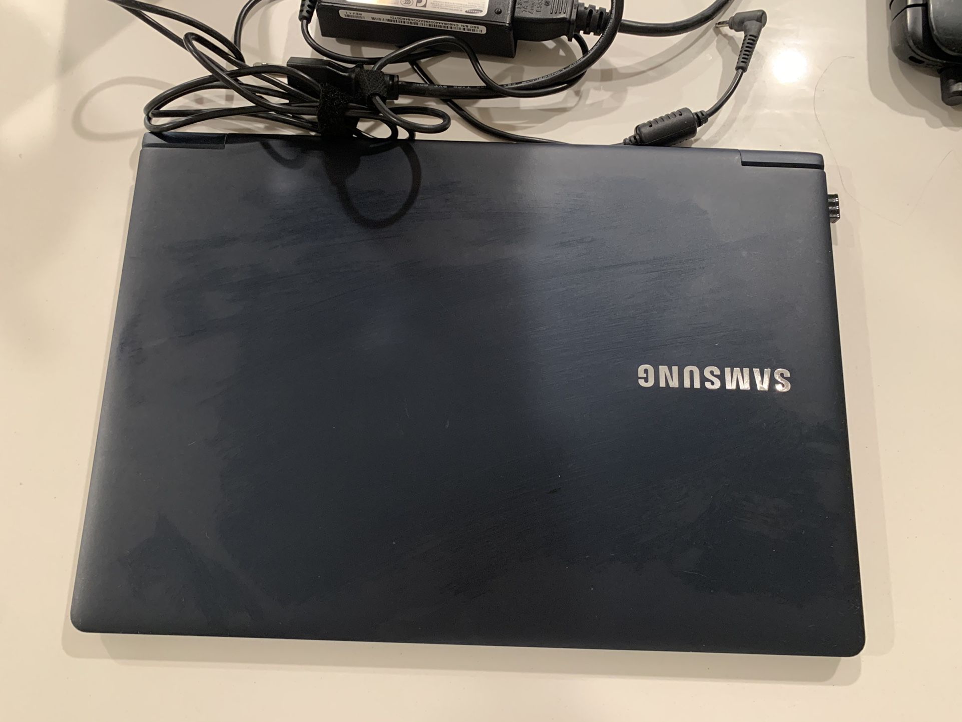 12 Inch Samsung Laptop