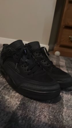 Jordan 4 Black cats size 10 1/2 men’s