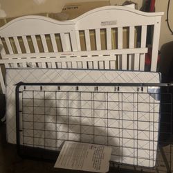 Baby crib NEW