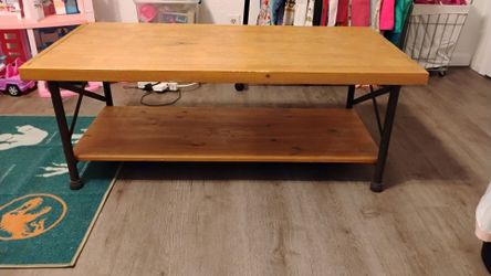 Wood coffee table sturdy