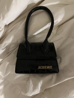 Jaquemus Le Chiquito