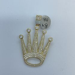 Gold Diamond Crown Pendant