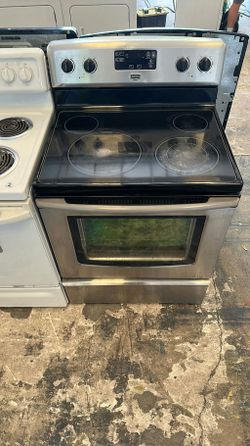 Maytag Stainless Steel Electric Range Glass Top