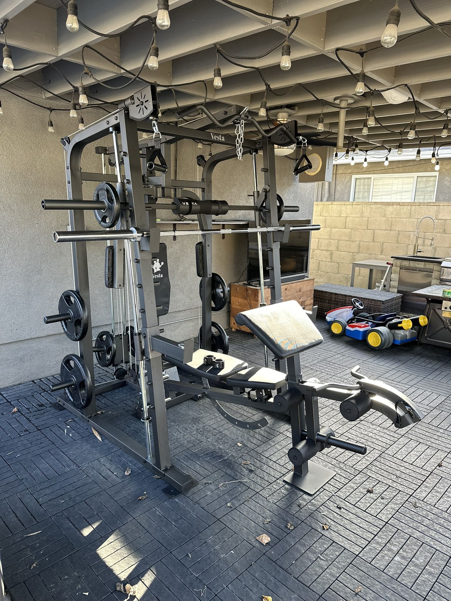 Vesta Fitness Smith Machine 2001 w/Bench Attachment | 230lb Bumpers Weights | 7ft Olympic Bar | Fitness | Gym Equipment | FREE DELIVERY🚚
