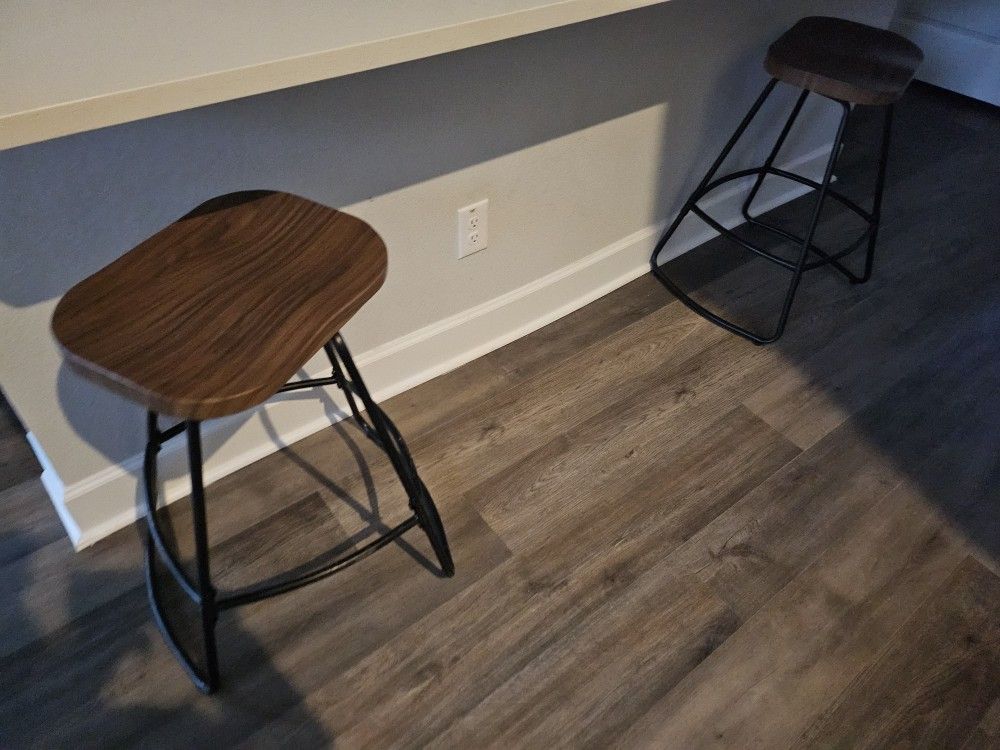 Wooden Bar Stools 