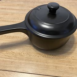 Xtrema Ceramic Pot With Lid 1.5 Quart