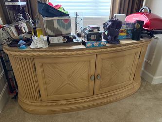 Credenza / sideboard with cabinet