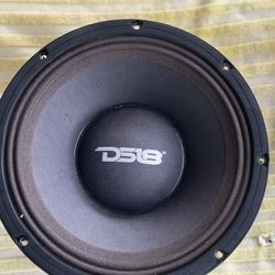 DS18 XL Mid-range loudspeaker 700 Watts RMS 4 OHM