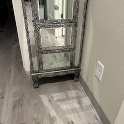 MIRRORED 3 DRAWER NIGHTSTAND/END TABLE