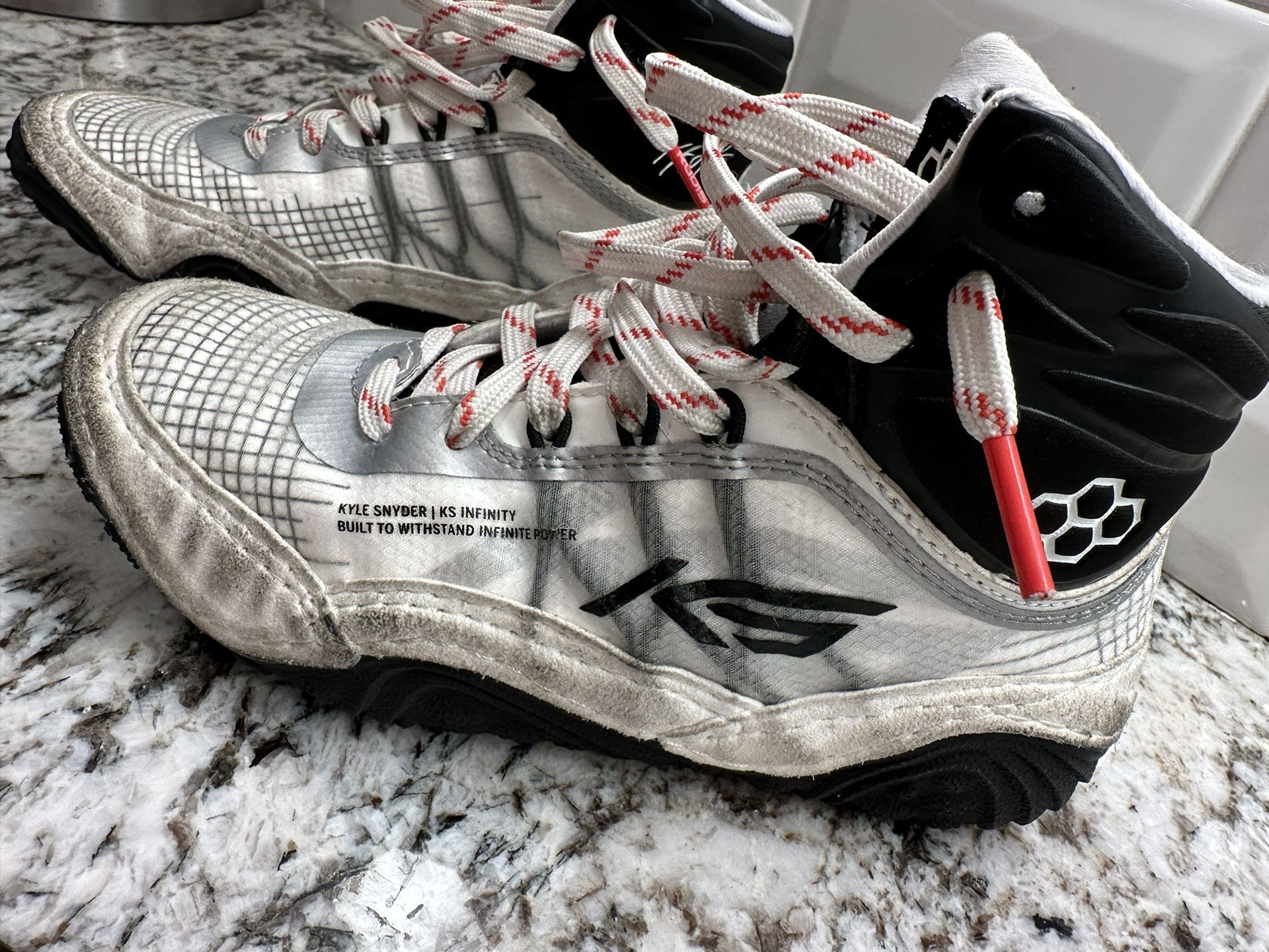 Rudis Kyle Snyder Youth Wrestling Shoe Size 4