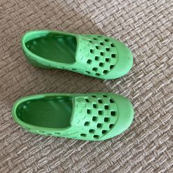Toddler Size 9 Vans 