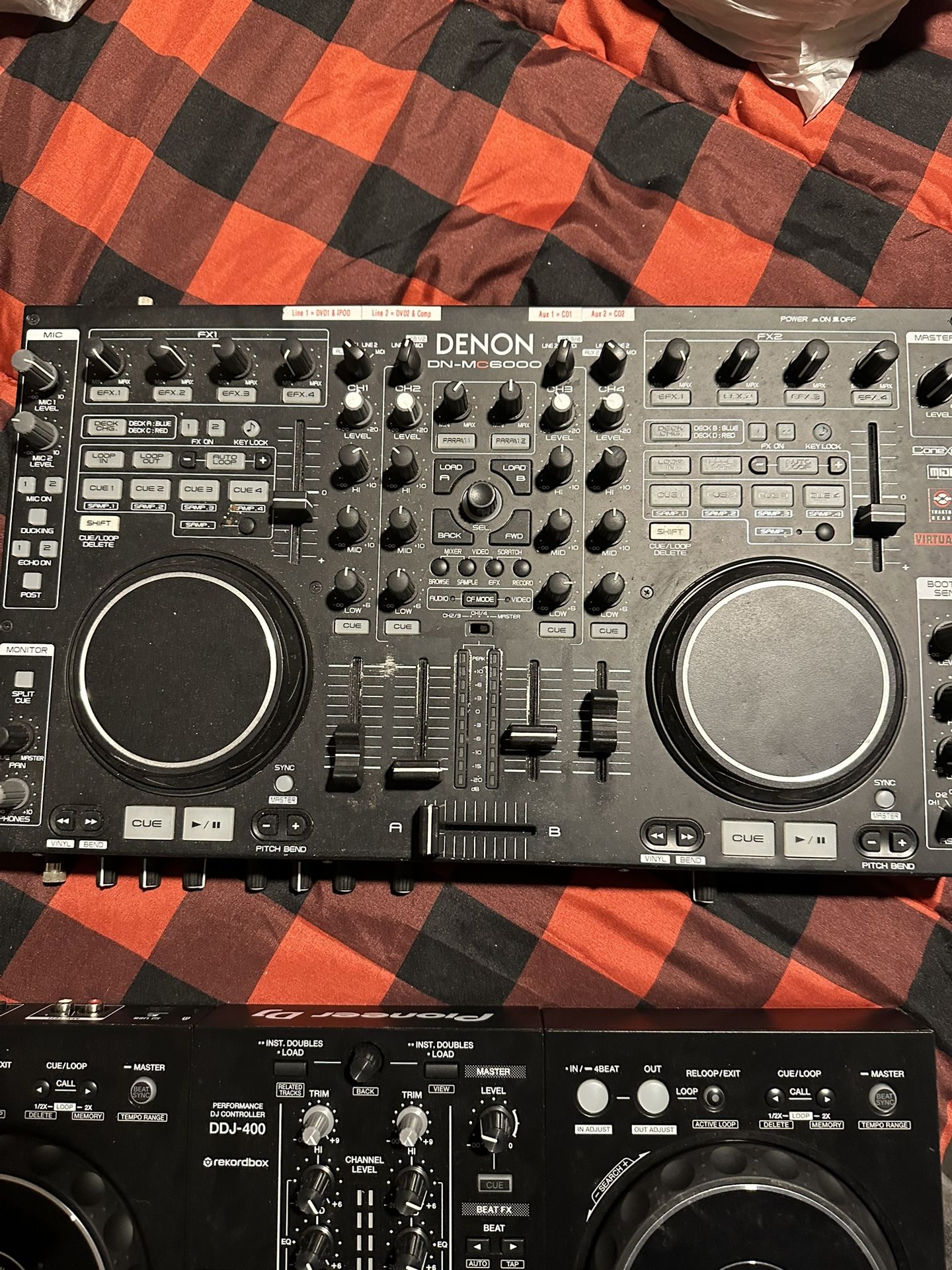 DJ