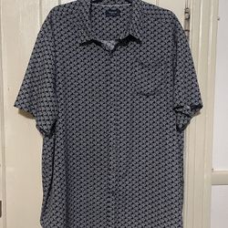 Visitor Premium Men’s buttons up shirt size 3XLB