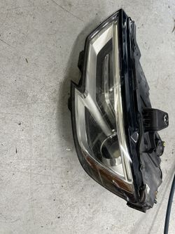 2016 Audi A3 Drivers Headlight Assembly 