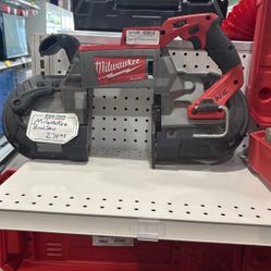 MILWAUKEE BAND SAW 