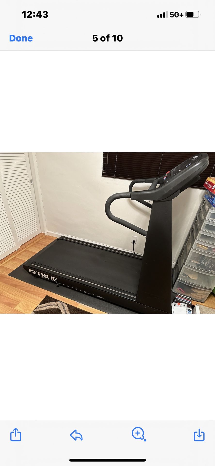 TRUE 540 S.O.F.T SELECT TREADMILL LIKE NEW WITH BOOK