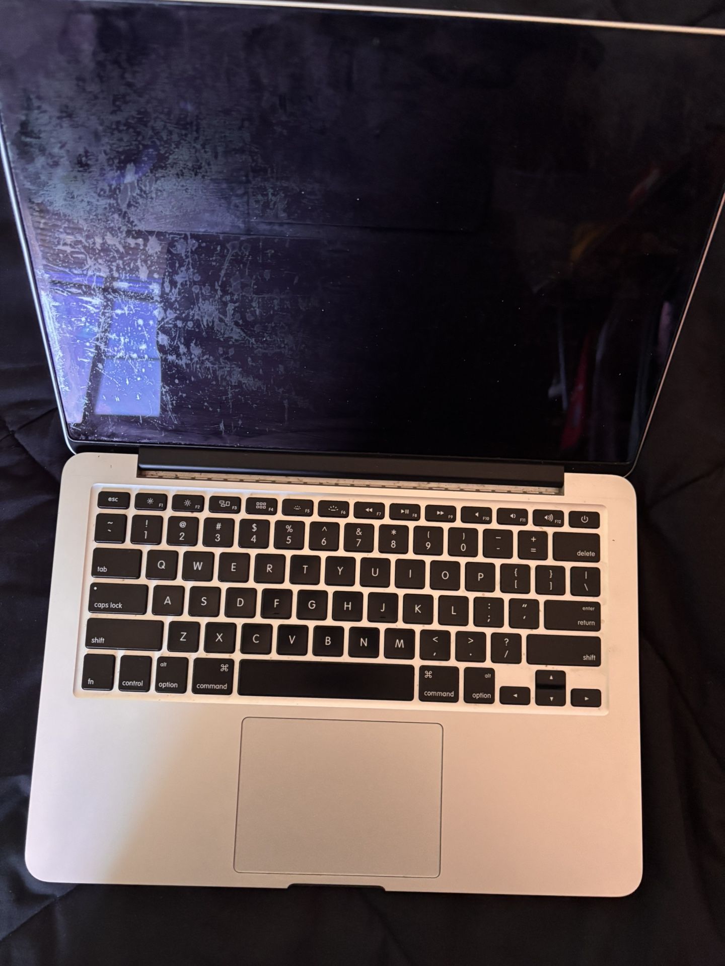 MacBook