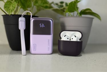 INIU Fast Charge Power Bank Purple