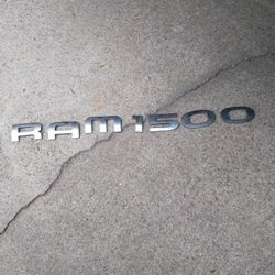 DODGE RAM 1500 DOOR EMBLEM