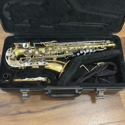 Yamaha Gold Alto Saxophone 