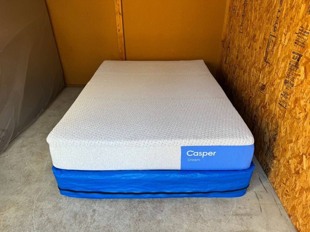 QUEEN Casper Dream Mattress - Delivery Available