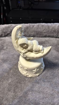Snowbaby on Moon