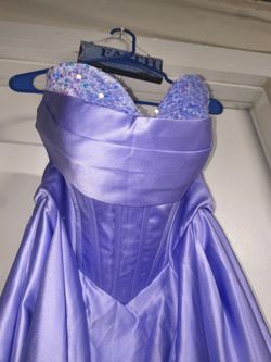 Elegant Lavender Evening Gown Dress with Slit for Women