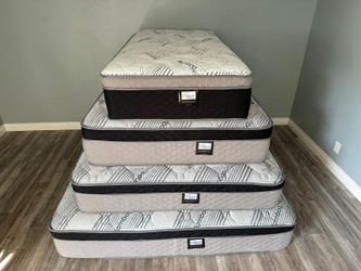 Queen Bamboo Plush Comfort Europillow Top 12inch Matres!!