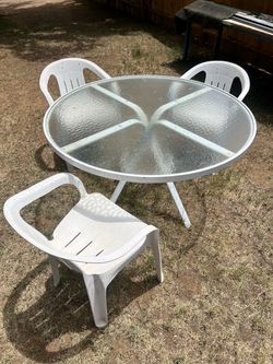 Outdoor Patio Table and Chairs Set