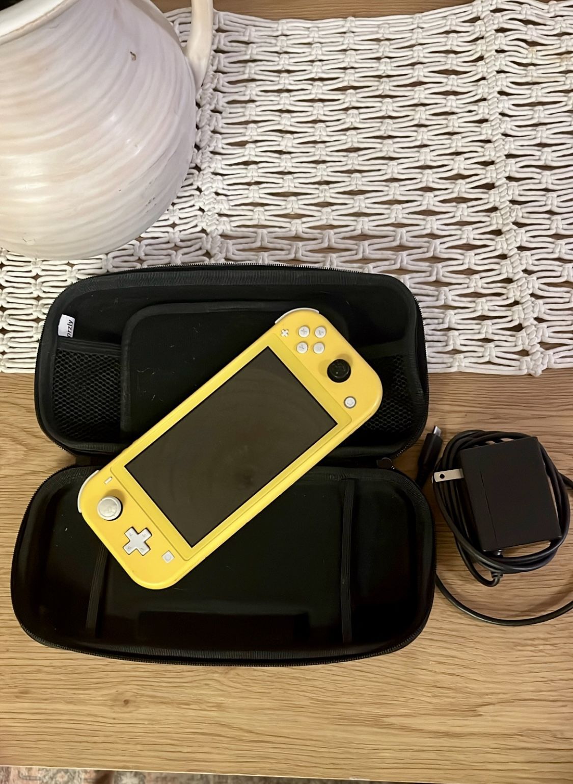 Nintendo Switch Lite