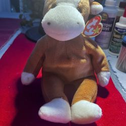 Bessie, The Cow Beanie Baby