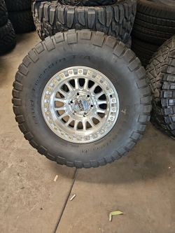 17 kmc rims 6 lug 6x139 6x5.5 on used tires 35 1250 17