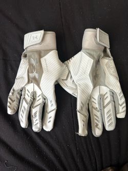 under Armour glove