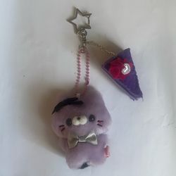 Kawaii Plush w/ Felt Cake Keychains 