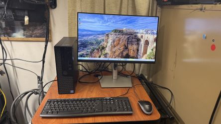 Complete Dell Optiplex 3050 SFF: 22” Widescreen Windows 11