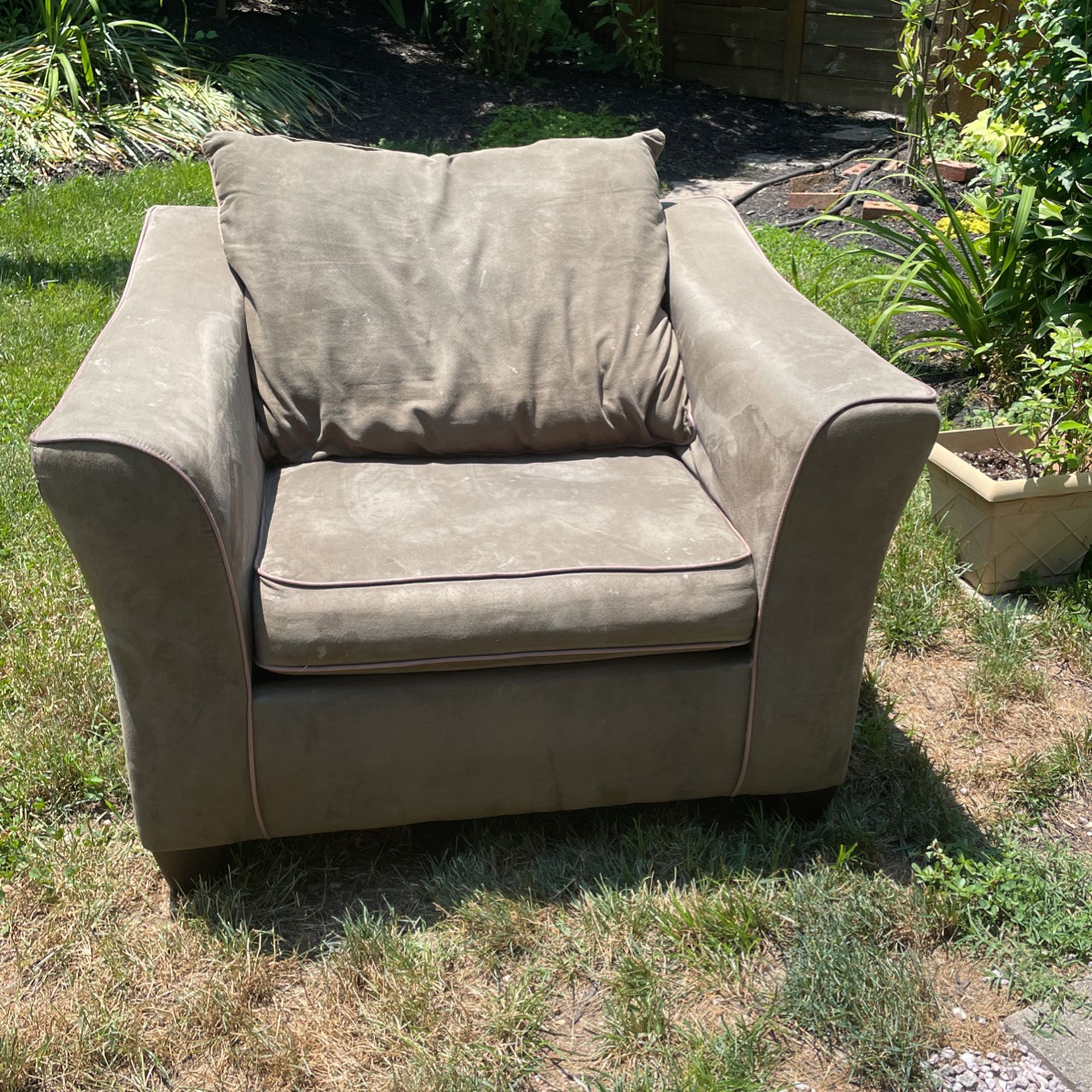 Large Chair -FREE