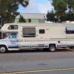 1990 Ford Ecoline 350 Mallard