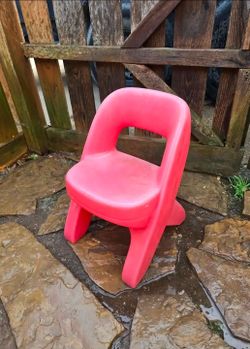 Toddler plastic chair