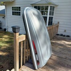 Thule Polar 200 Roof cargo box