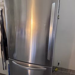 LG Refrigerator 