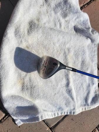 Titleist 904F 19.0* 5 Wood YS-6+ Stiff Graphite great condition