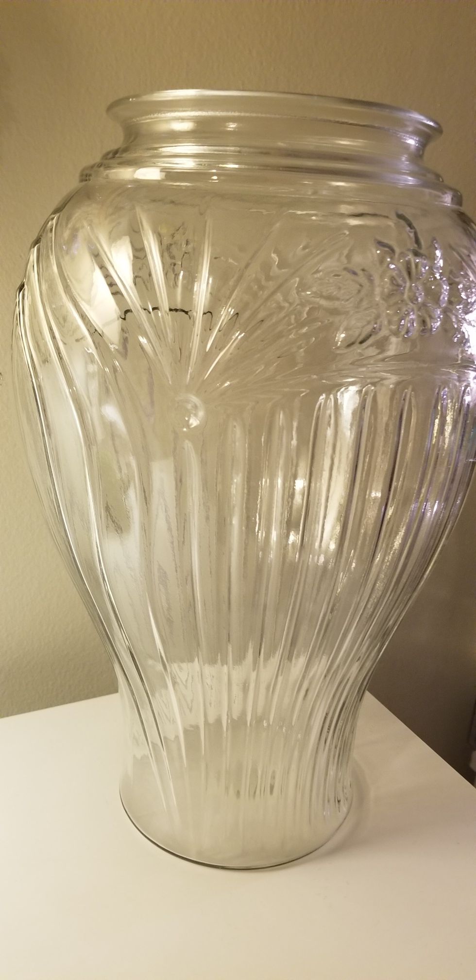 Large glass vase 16 1/2"h