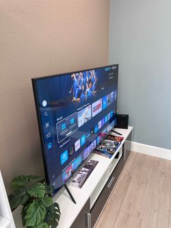 Samsung 55” 4K Smart TV – Like New