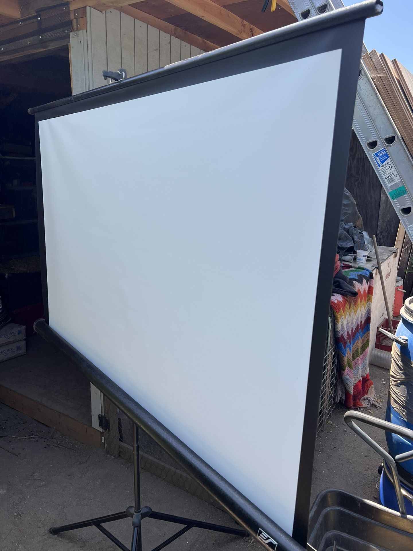 Elite Screens Portable Projector