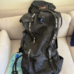 Multi Day Camping / Hiking Extra Large Backpack 