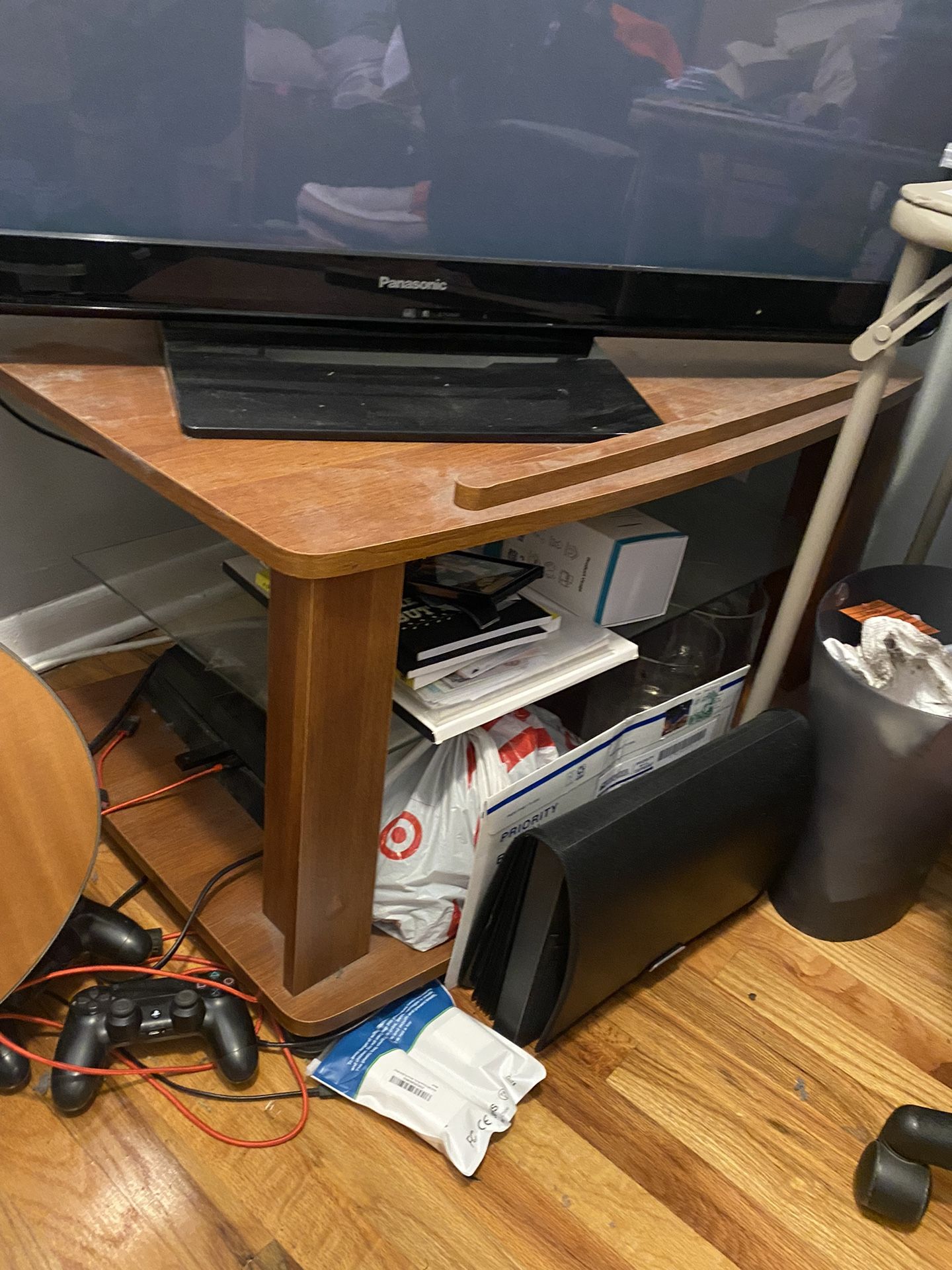 TV Stand Entertainment 3 Piece Glass Great Shape!